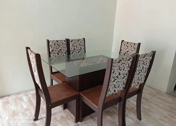 Casa Com Piscina Sensacional